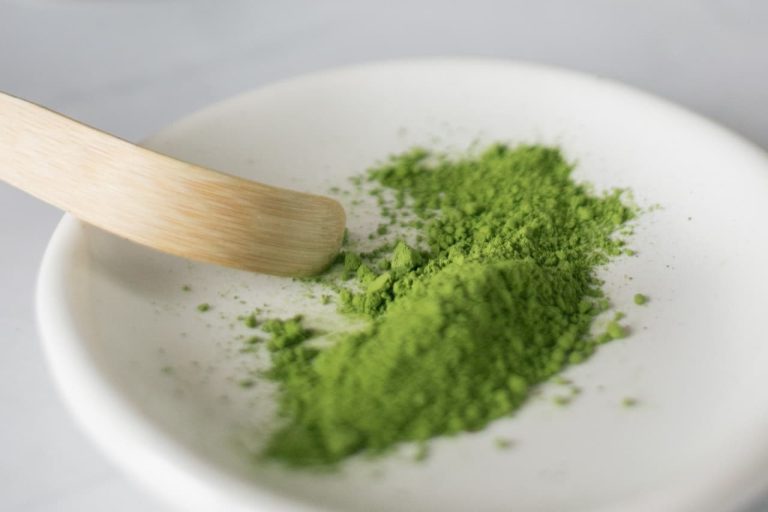 Kratom: Distinguish Between the Good and the Bad