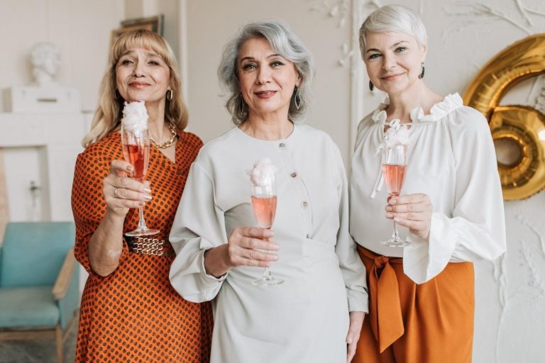 9 Creative Gift Ideas That Will Sweep Every Lady off Her Feet