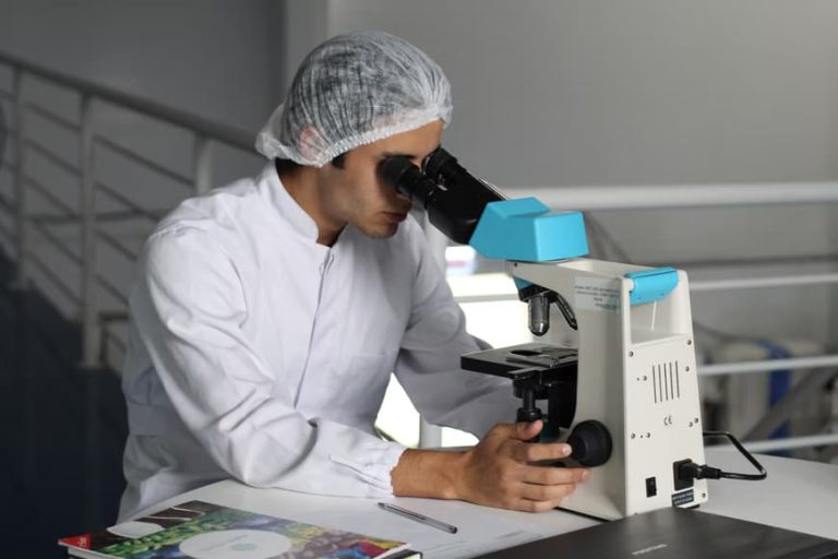 Why Pursuing a Career in the Medical Field Can Help You Lead a Meaningful Life