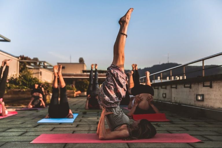 How Can Yoga Help You To Deal With Negative Thoughts and Negative Energy?