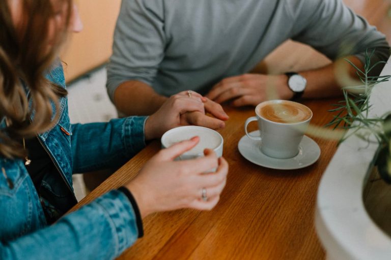 How to Overcome Dating Anxiety and Boost Confidence