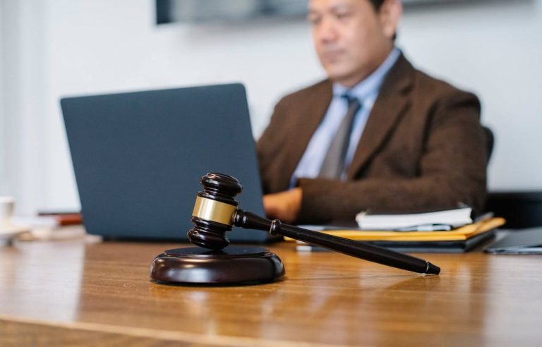 What Does a DUI Attorney Do?